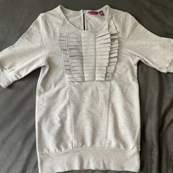 Ted Baker Mid sleeve Ruffle front top - Picture 1 of 8